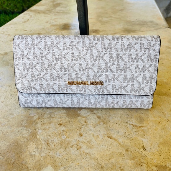 NWT Michael Kors jet set handbag&wallet vanilla - Picture 13 of 16